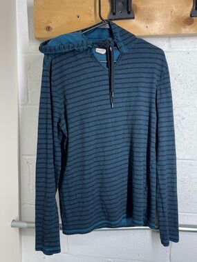 Vans Men’s Navy and Black Striped V-Neck Hoodie